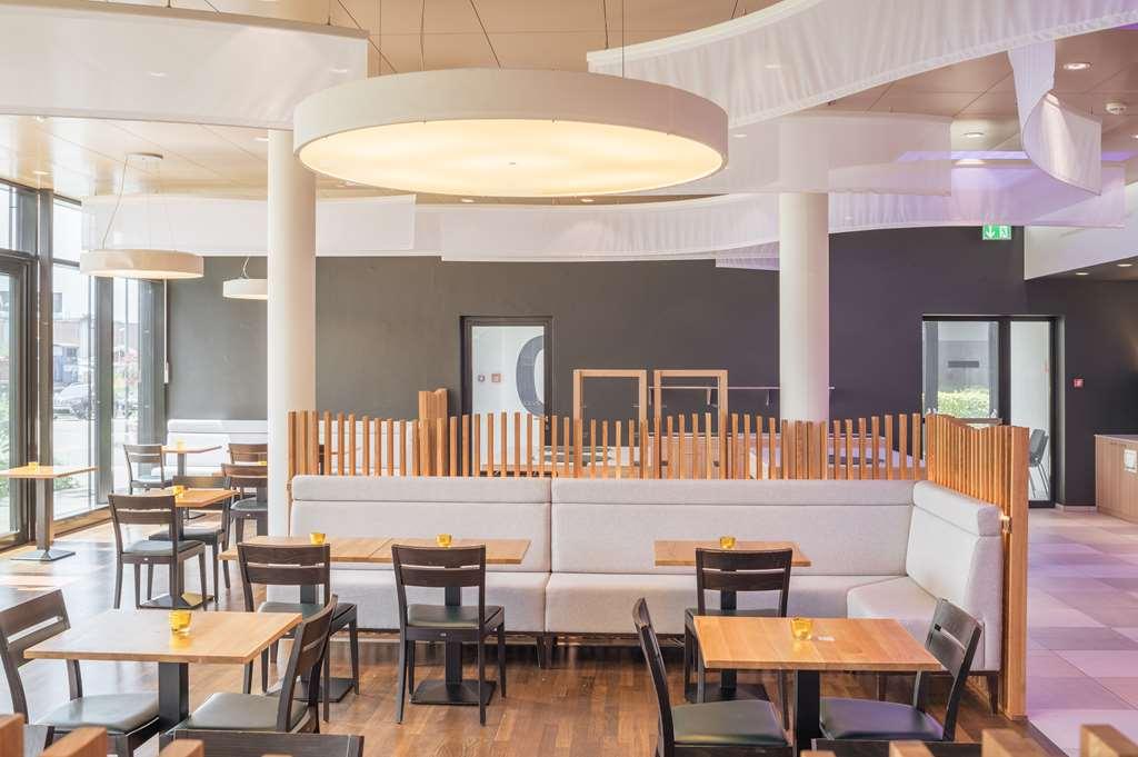 Prize By Radisson, Zurich Affoltern Am Albis Hotell Restaurant bilde